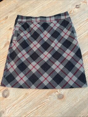 Plaid A-Line Mini Skirt with pockets in Gray and Black with Burgundy Accent